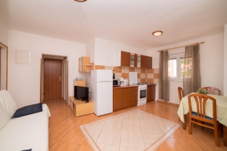 Apartman ANA YELLOW: