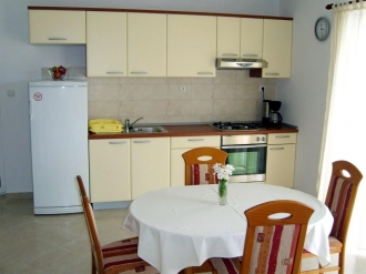 Apartman GENOVEVA: