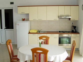 Apartman GENOVEVA: