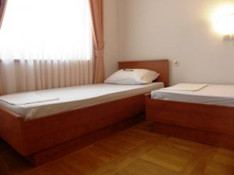 Apartman DRAZEN 7: