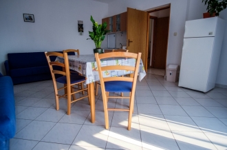 Apartman BIBA 4: