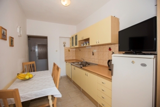 Apartman LJERKA 2: