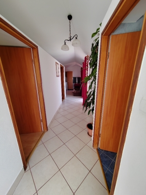 Apartman Gumeni 3: