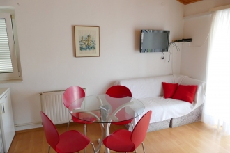 Apartman CRHA 1: