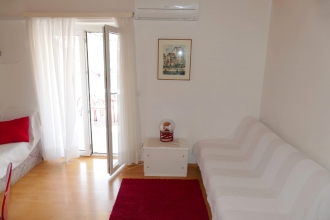 Apartman CRHA 1: