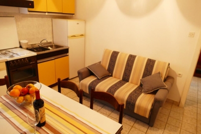 Apartman MLADEN 2: