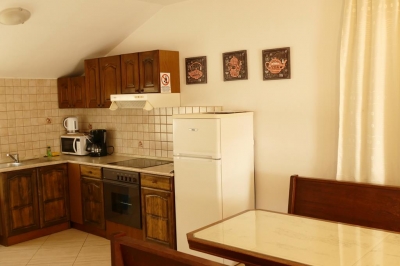 Apartman PECO 1: