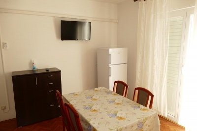 Apartman MIKI 2: