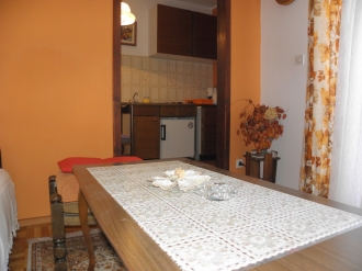 Apartman Holjar: