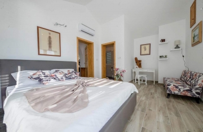 Apartman CHINA KARLO: